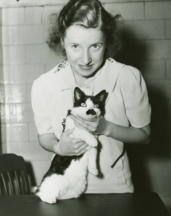 I never knew Thatcher personally, but I think it's safe to assume she was evil. Look at that cat's face. 
